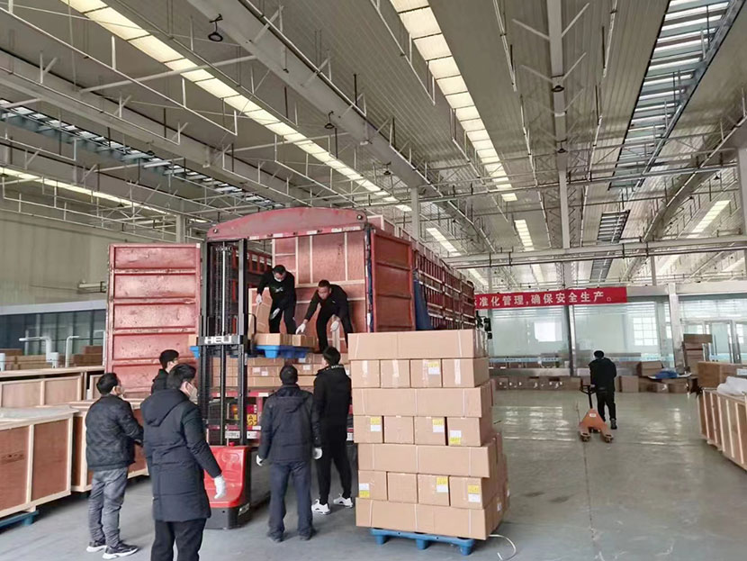 ���Ͻ���һ�w�C�Ŀ����һ���b܇�l؛